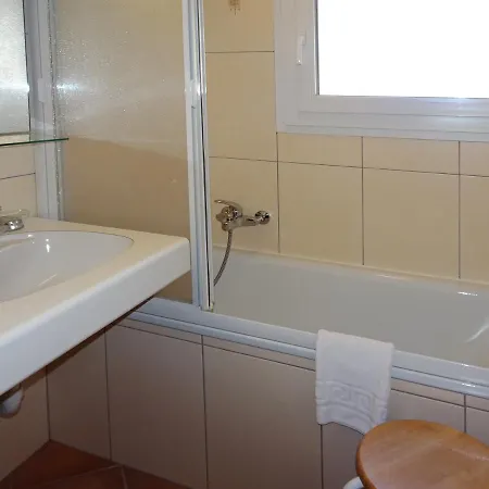 Apartment Albana *
